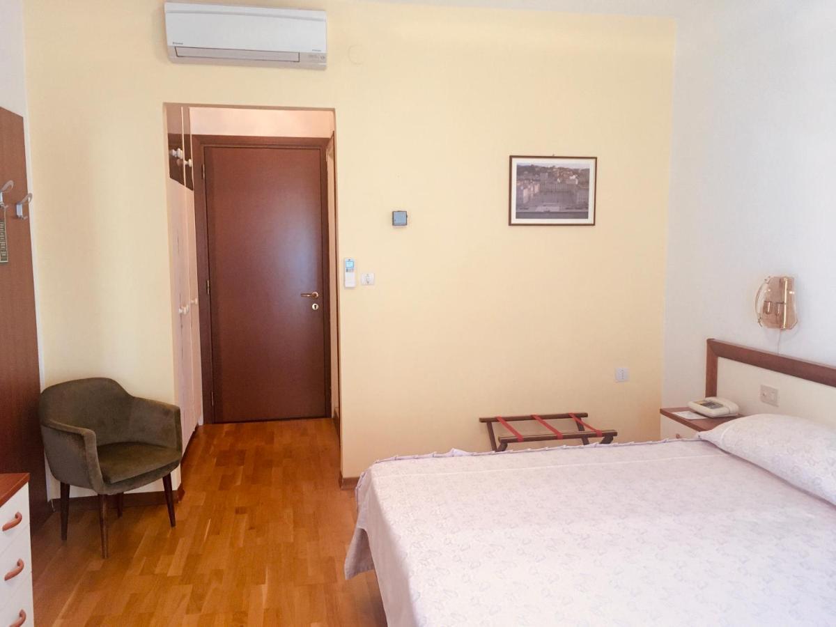 Hotel Milano 그라도 외부 사진